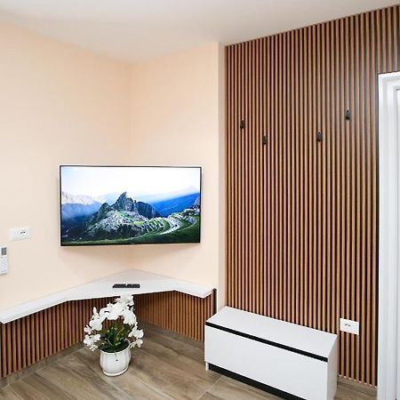 Queen Apartmets Avlonya Dış mekan fotoğraf