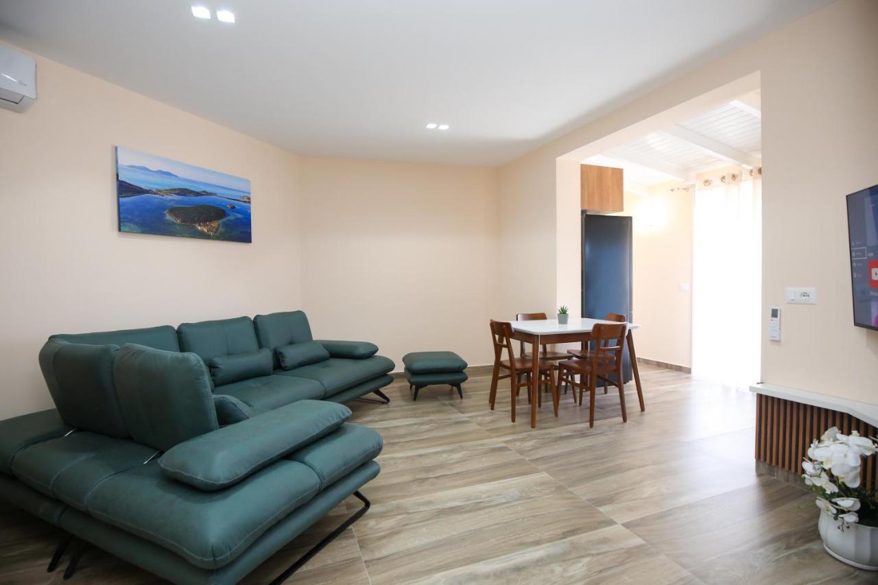Queen Apartmets Avlonya Dış mekan fotoğraf