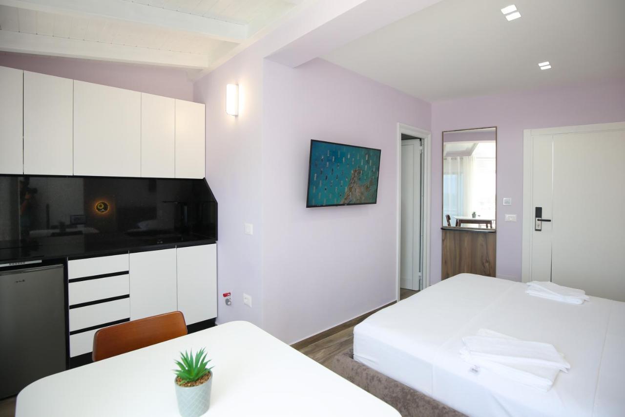 Queen Apartmets Avlonya Dış mekan fotoğraf