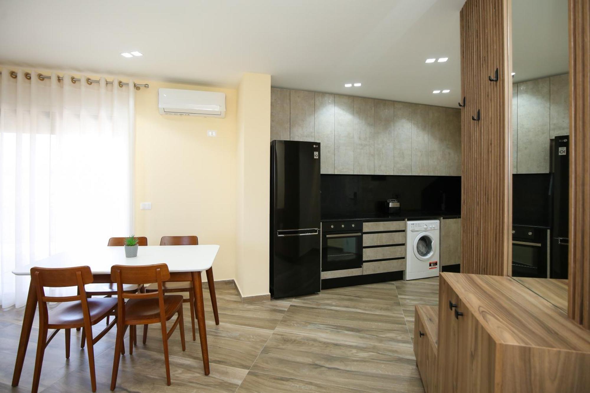 Queen Apartmets Avlonya Dış mekan fotoğraf