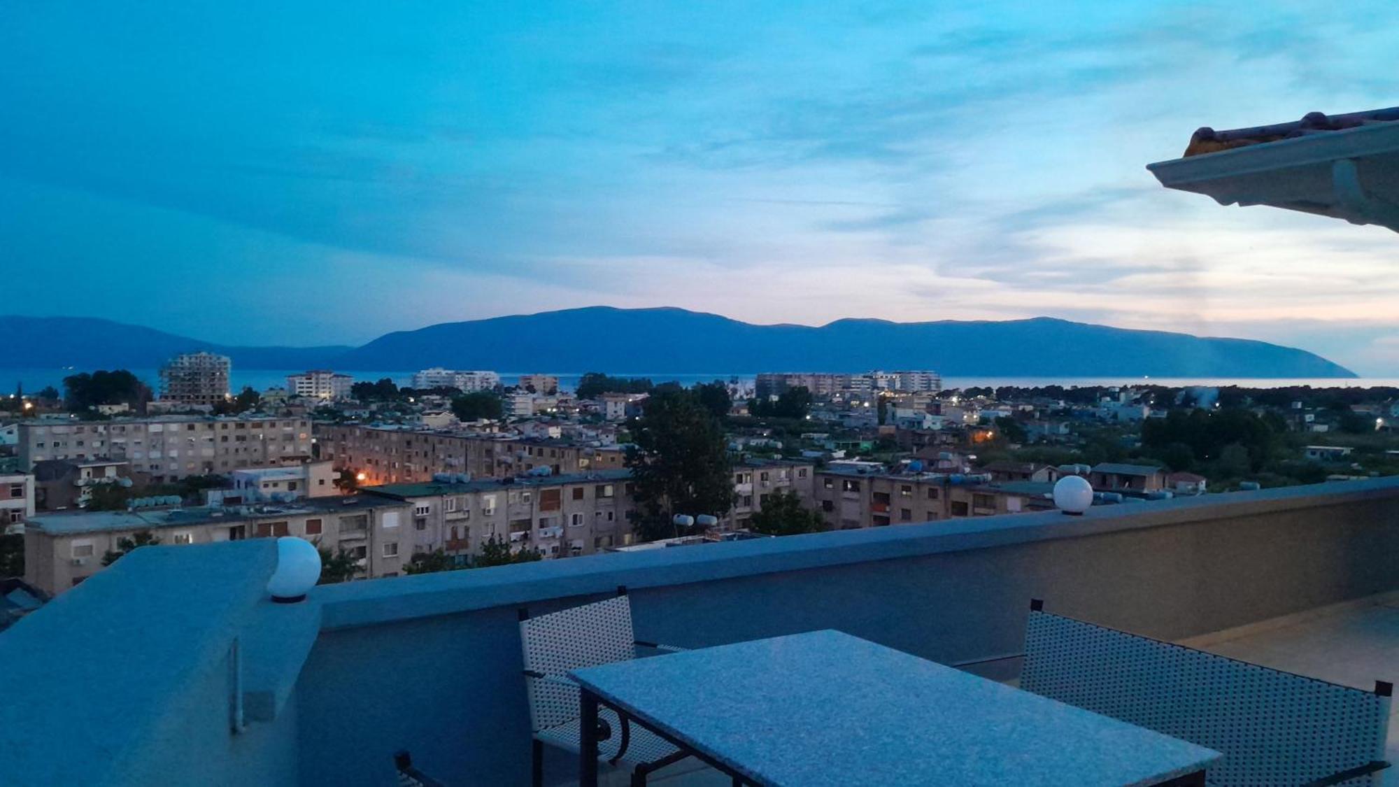 Queen Apartmets Avlonya Oda fotoğraf