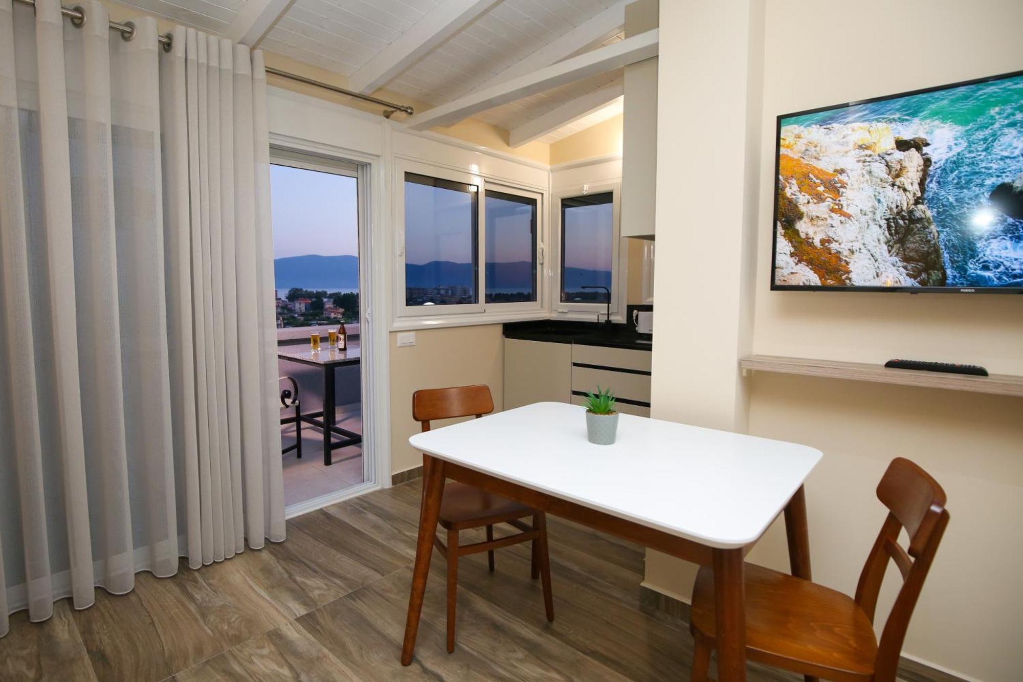 Queen Apartmets Avlonya Oda fotoğraf