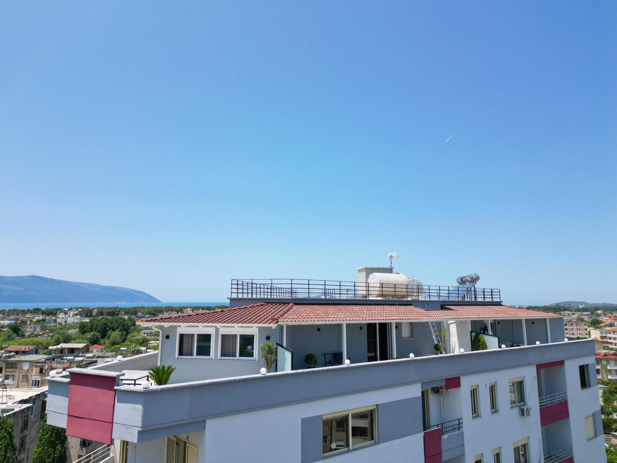 Queen Apartmets Avlonya Oda fotoğraf